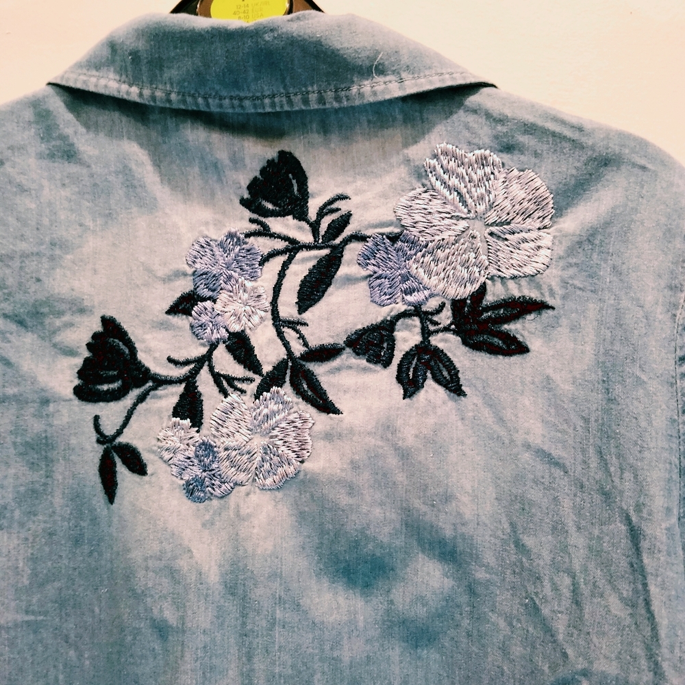 Allison Brittany Vintage Denim Embroidered top